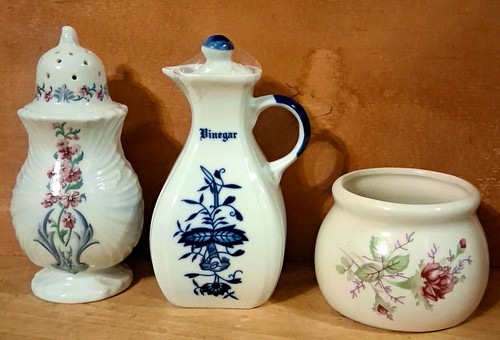 Lot assorted ceramic - of,